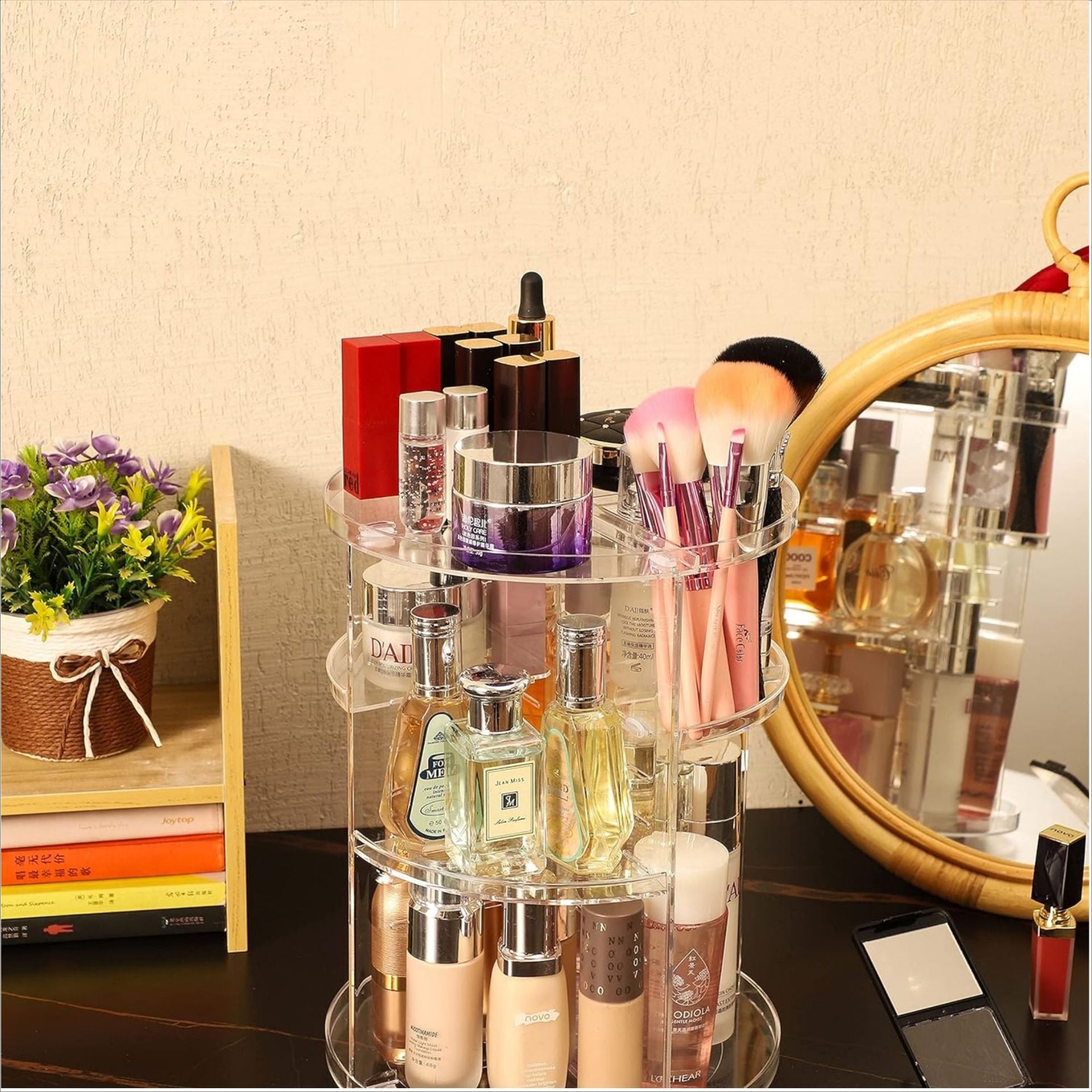 Rotating Cosmetic Storage Box – Transparent Desktop Makeup Organizer